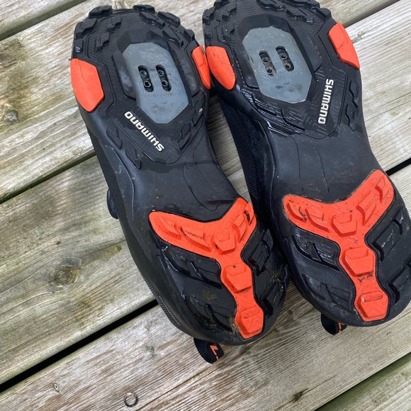 Shimano Clipless Cycling Shoes - Picture 4 of 4